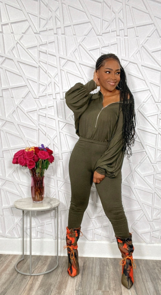 Pretty Olive in the Jumpsuit (up to XL) saw